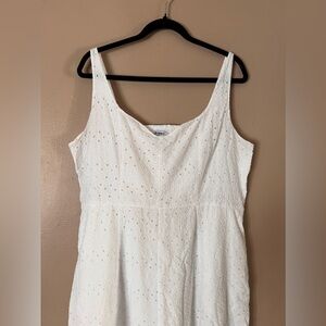 NWT White Eyelit Dress with Pockets